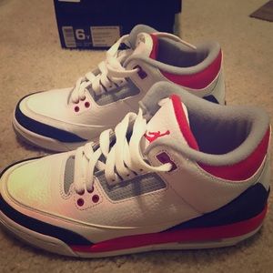 Jordan Retro 3 Fire Red GS